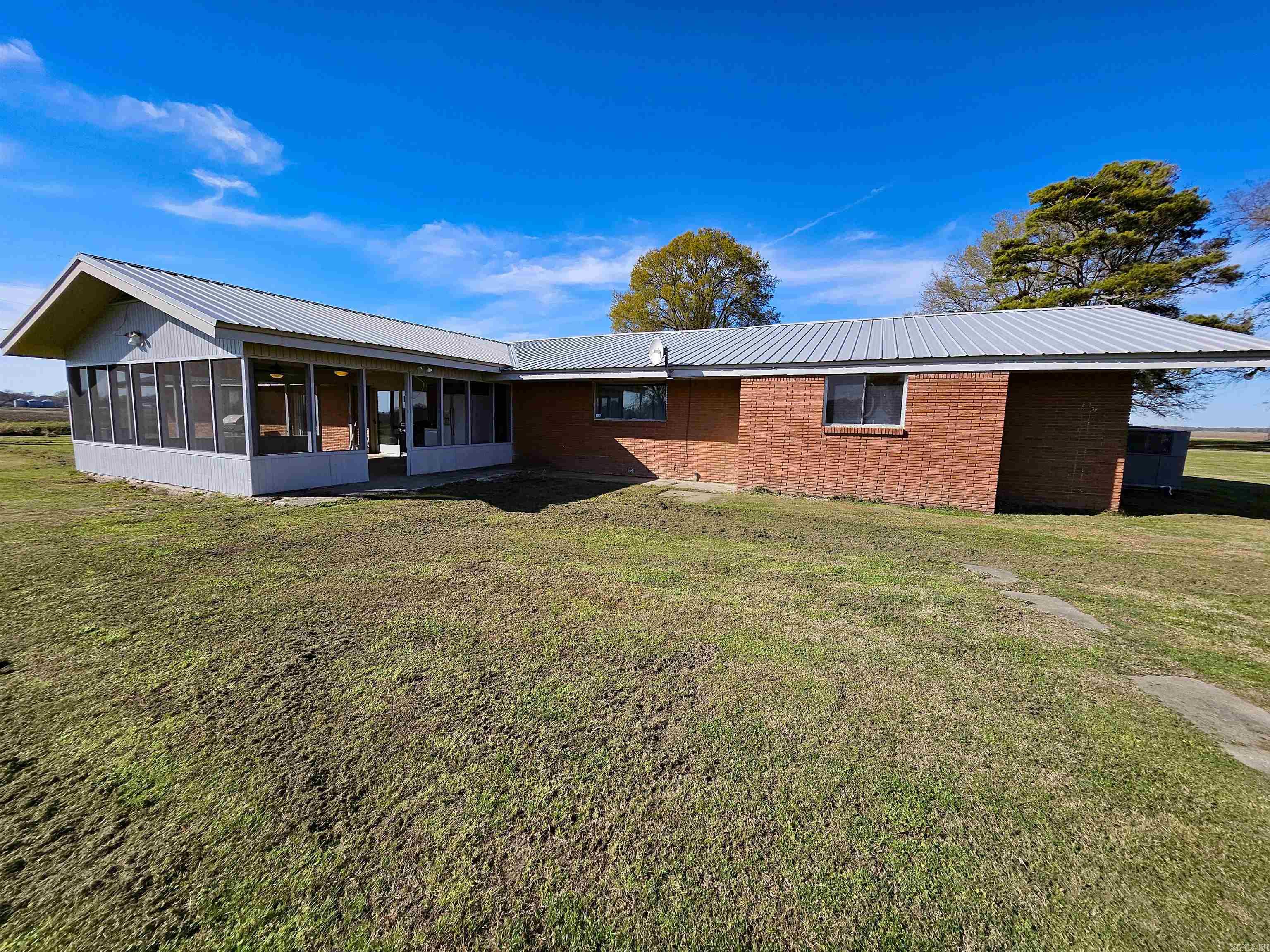 531 Henderson  Coy, AR