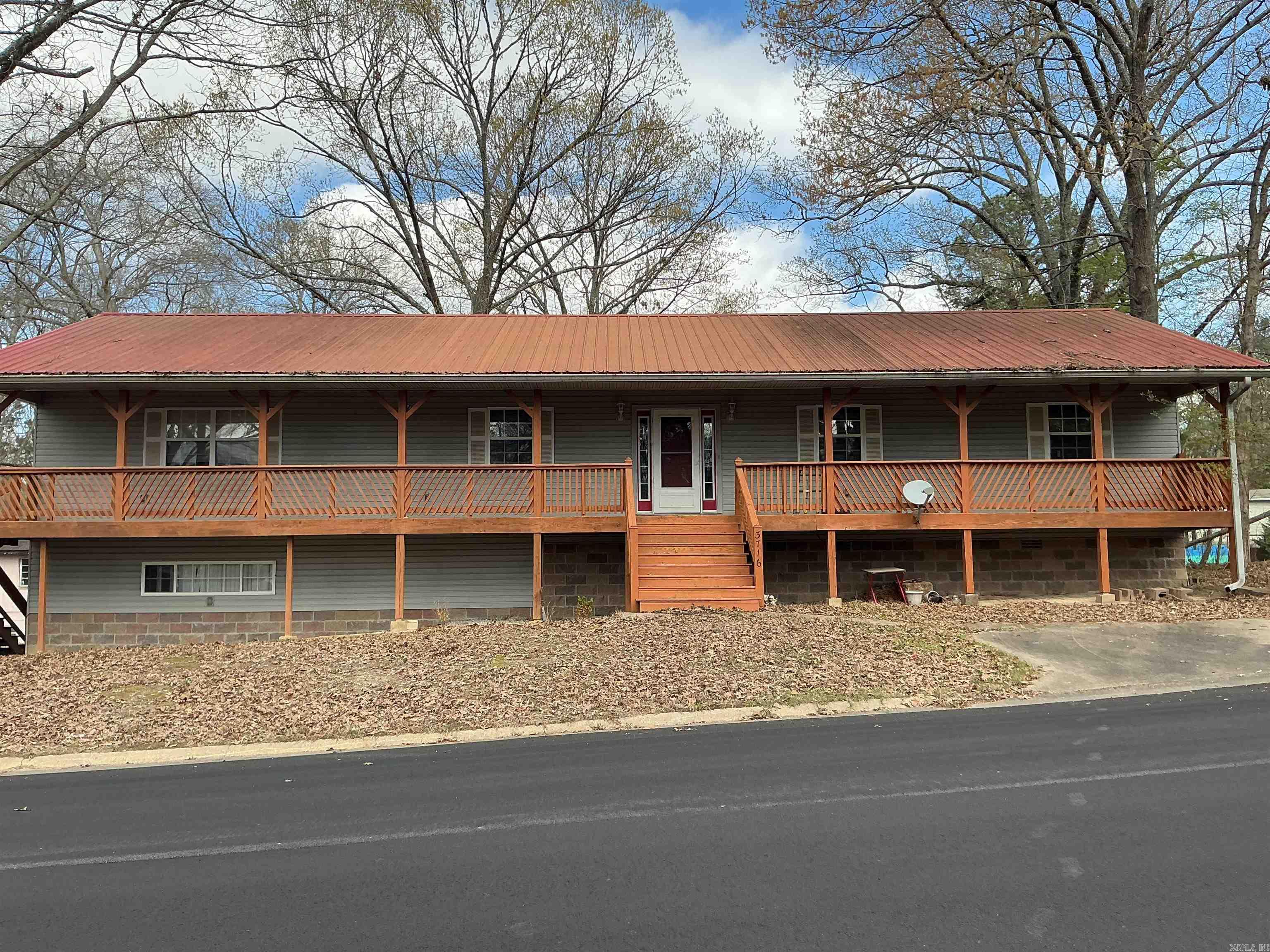 3716 & 3722 Silica Heights Road  Benton, AR