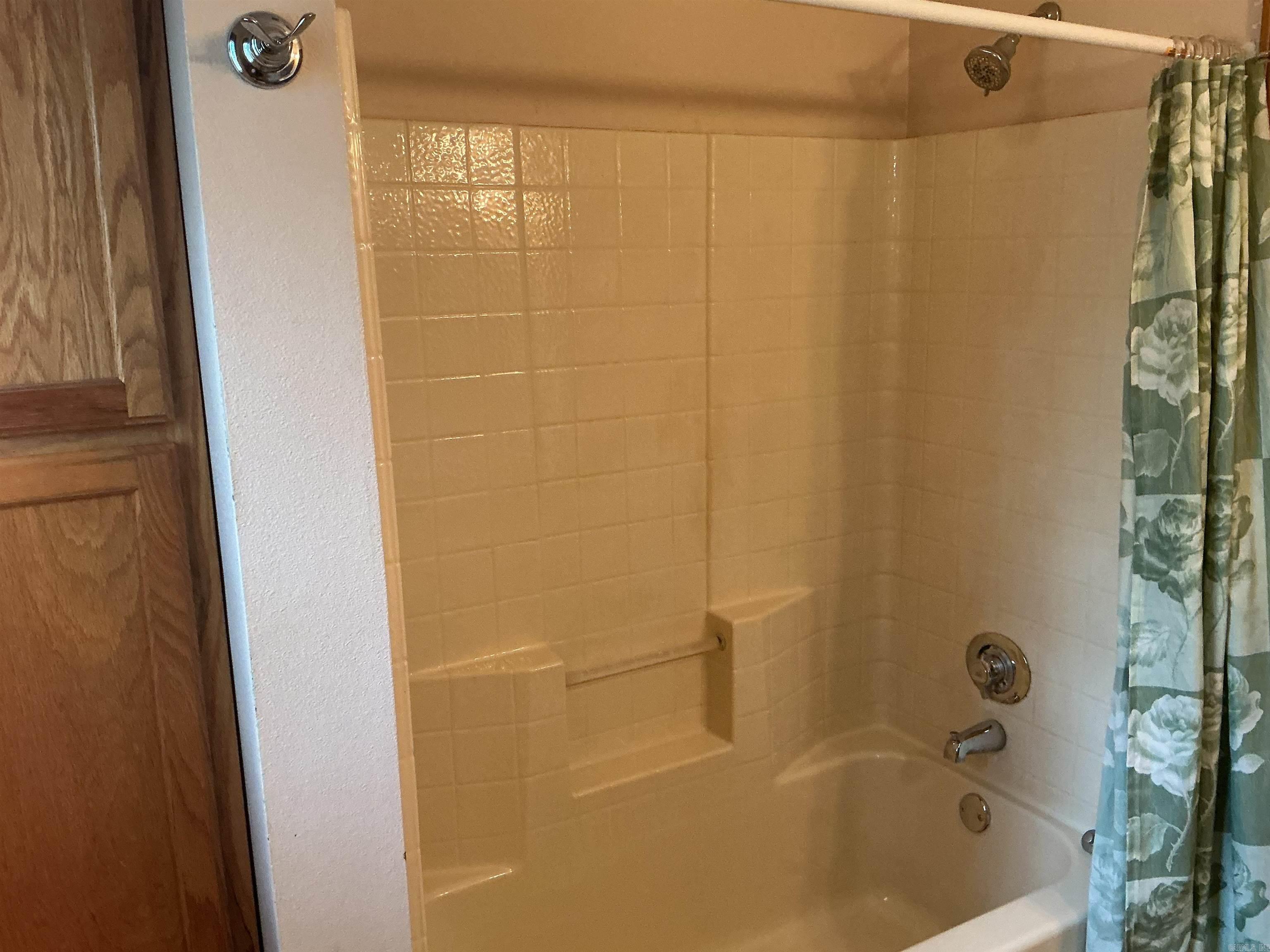 3716 & 3722 Silica Heights Road  Benton, AR