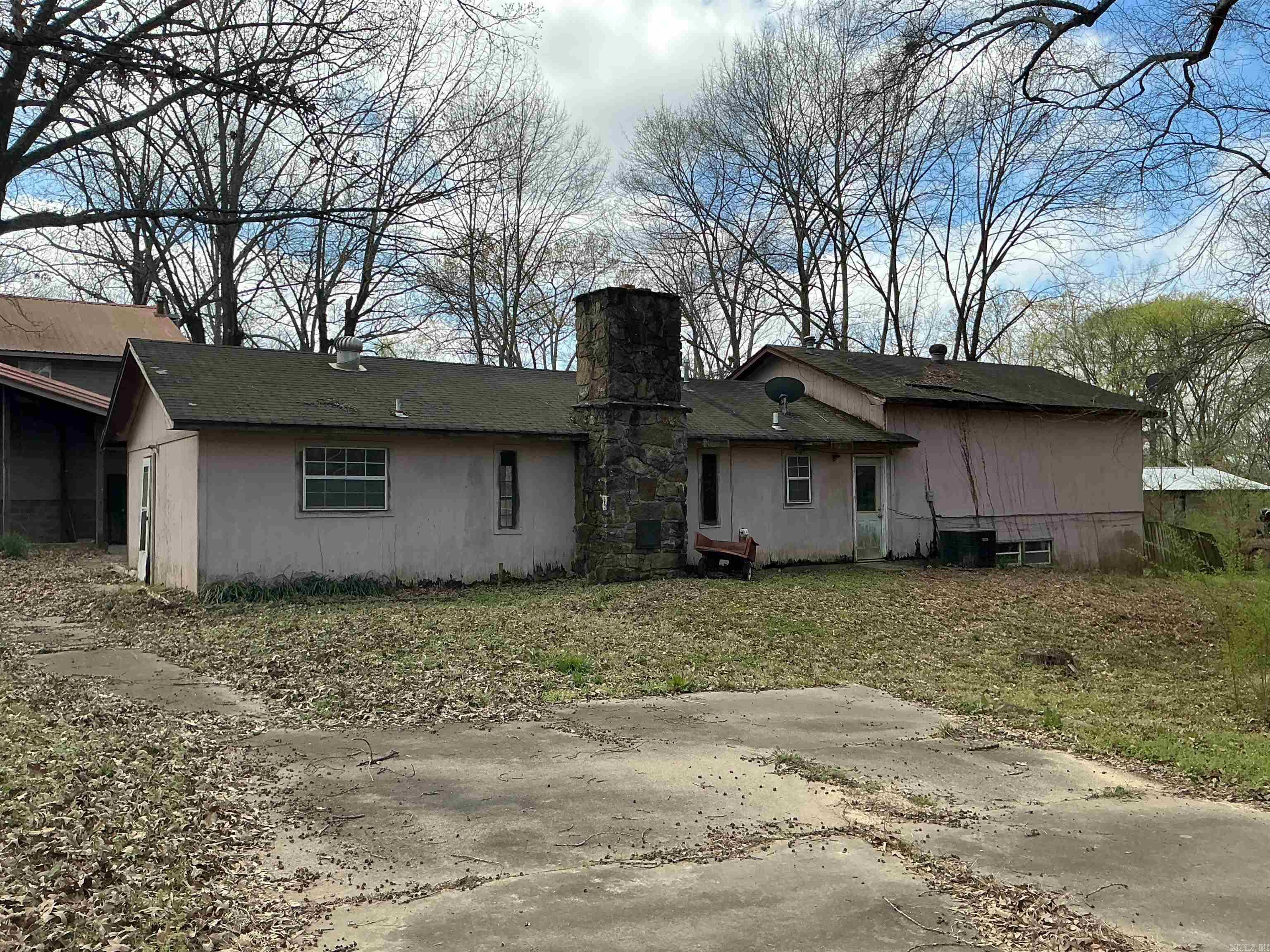 3716 & 3722 Silica Heights Road  Benton, AR