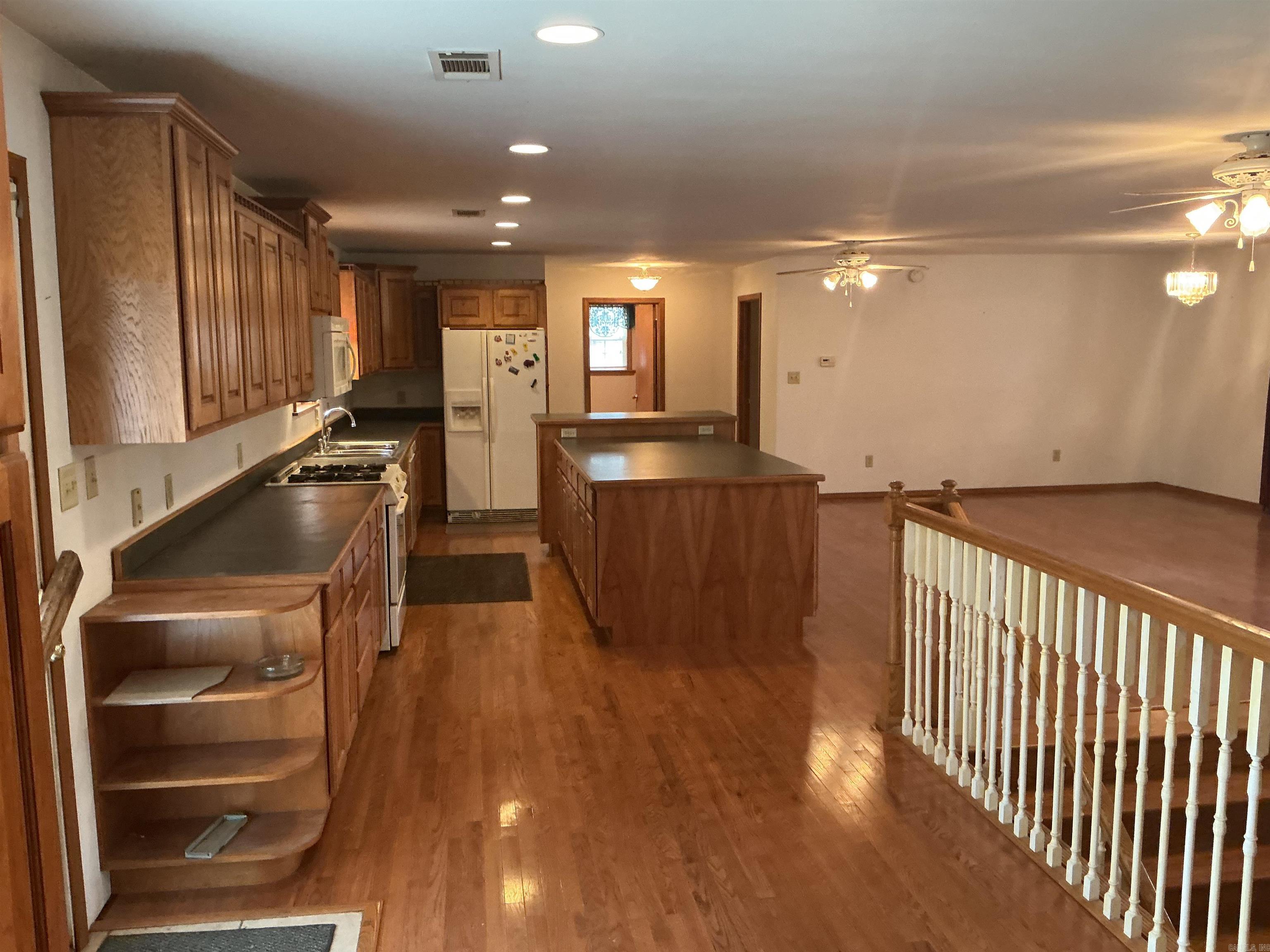 3716 & 3722 Silica Heights Road  Benton, AR