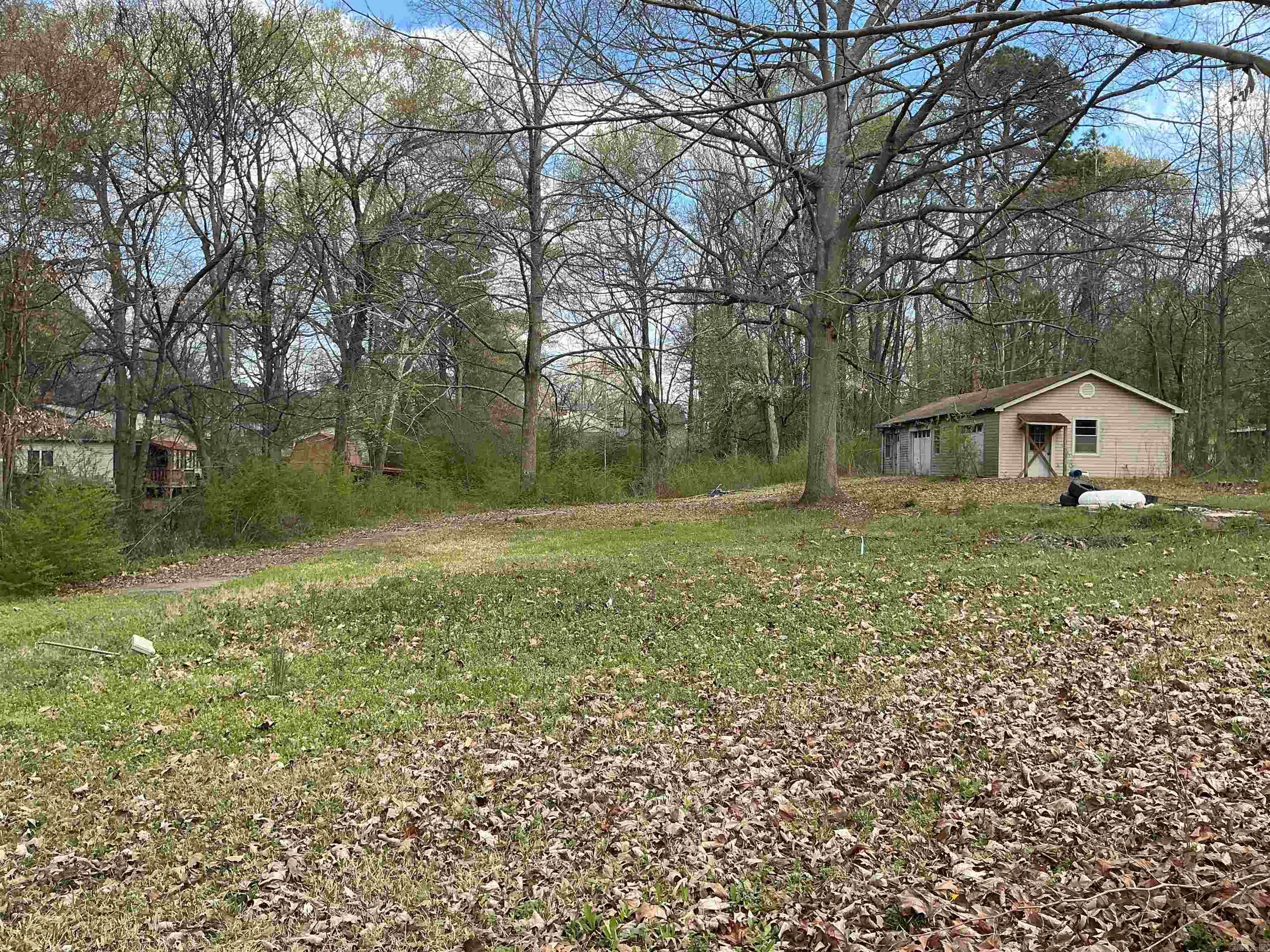 1 CHURCH ST  Benton, AR