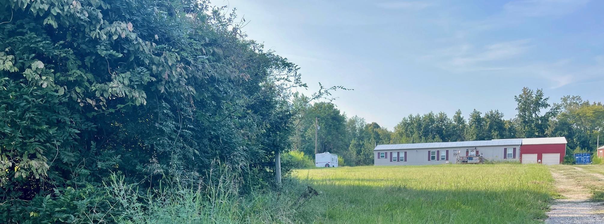 6136 N Highway 29  Blevins, AR