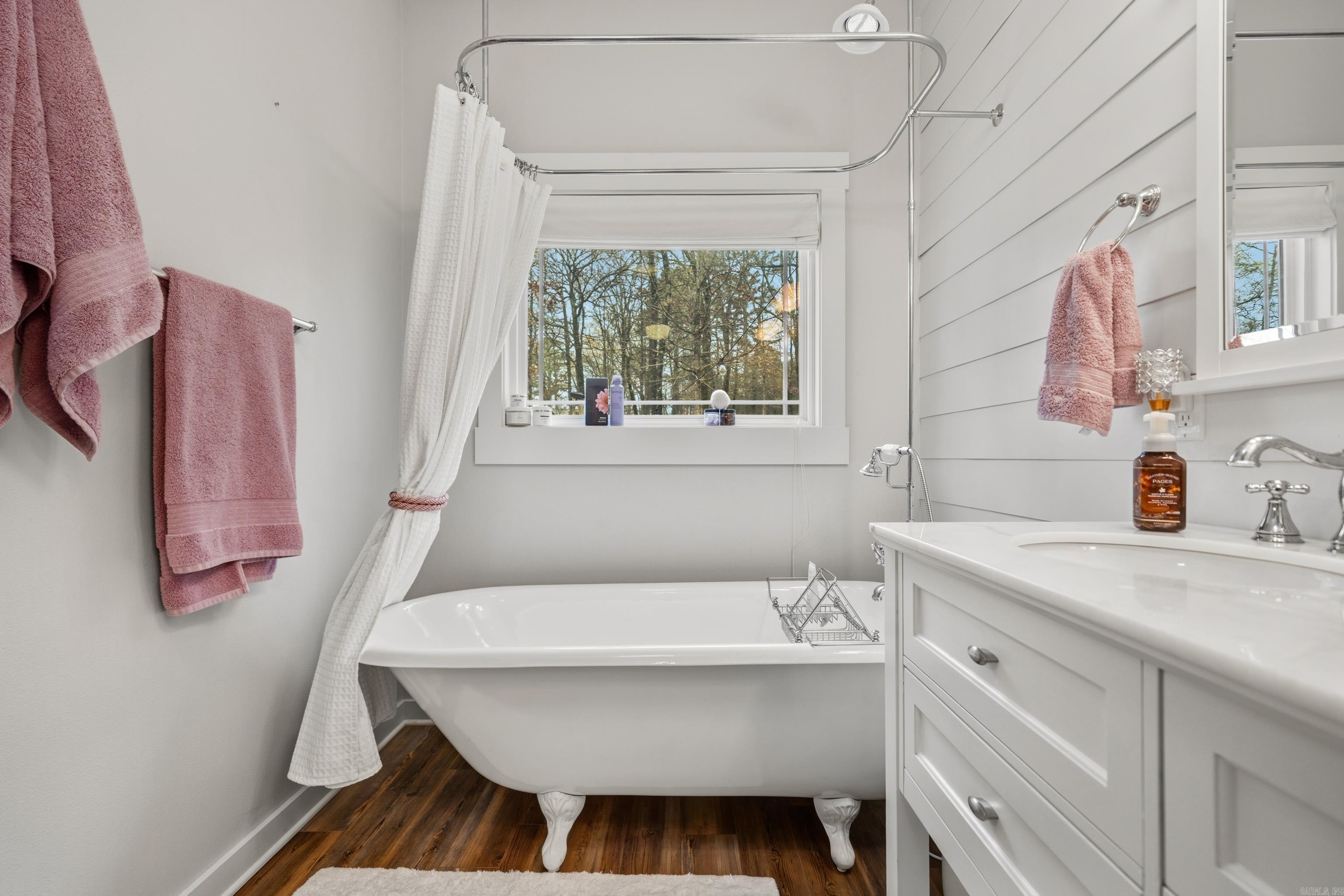 200 Autumn Oaks Dr  Bismarck, AR