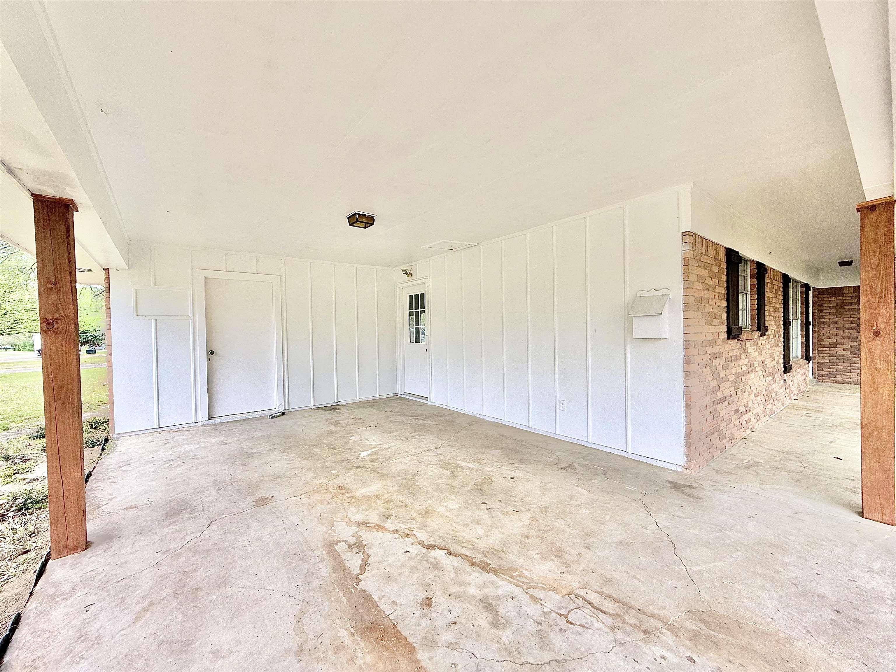 1700 S Tennessee  Crossett, AR