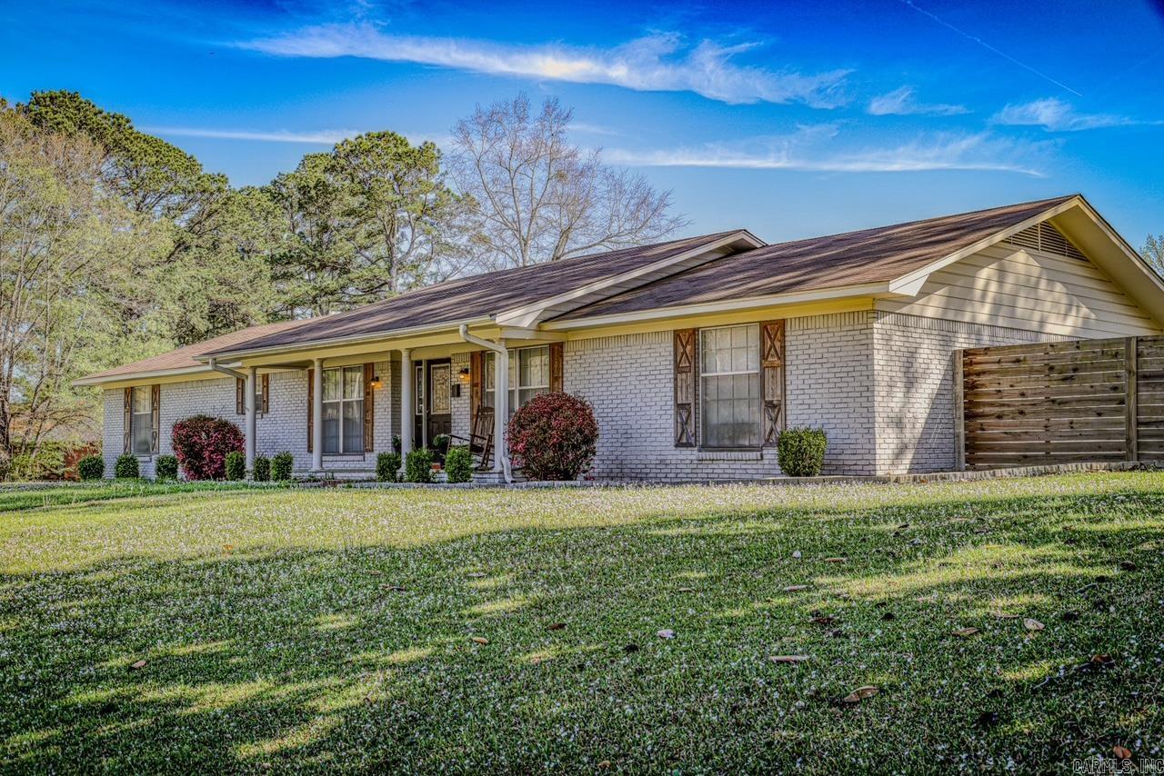 105 Leewood  Arkadelphia, AR