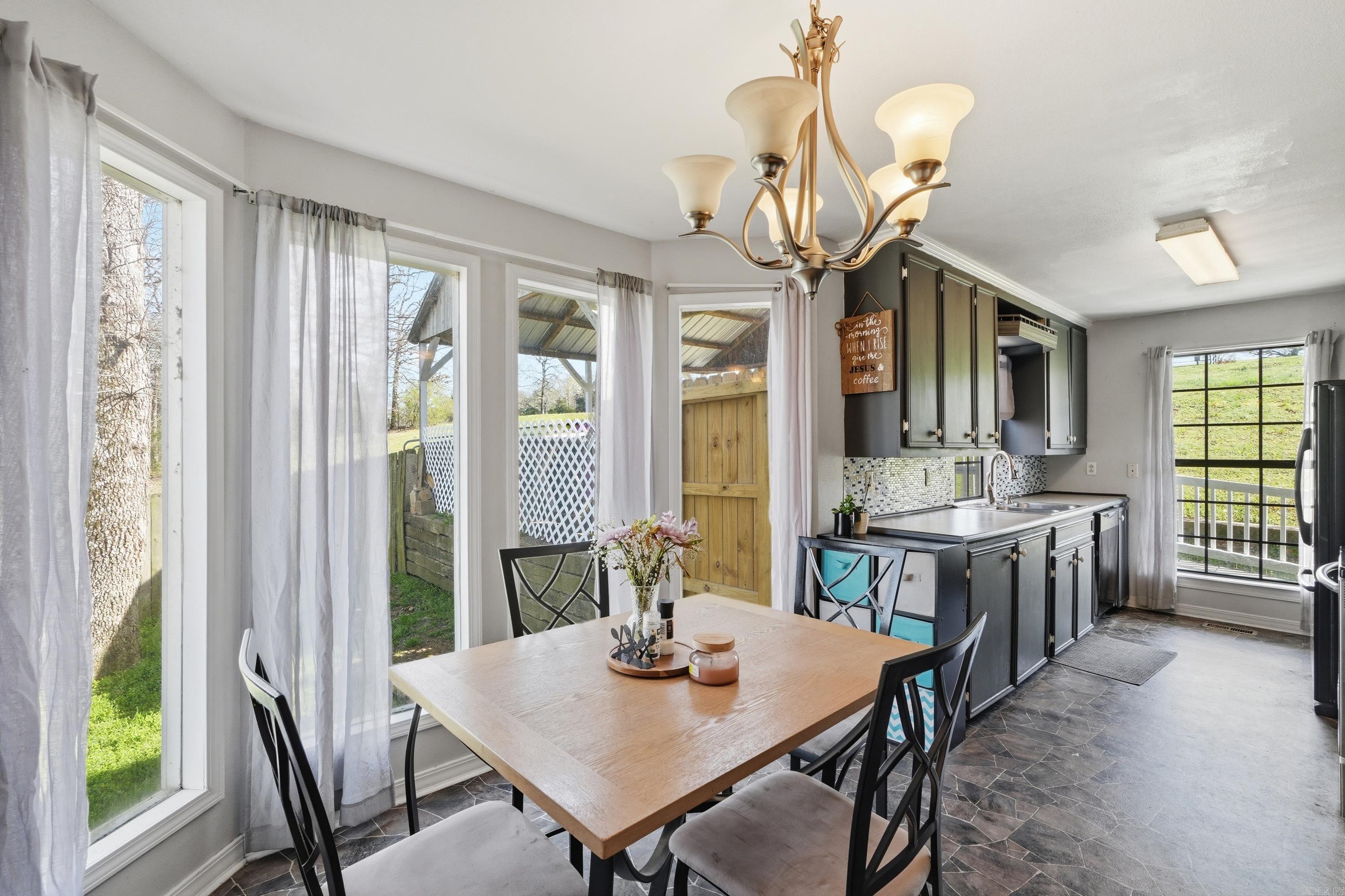 184 Saltillo  Conway, AR