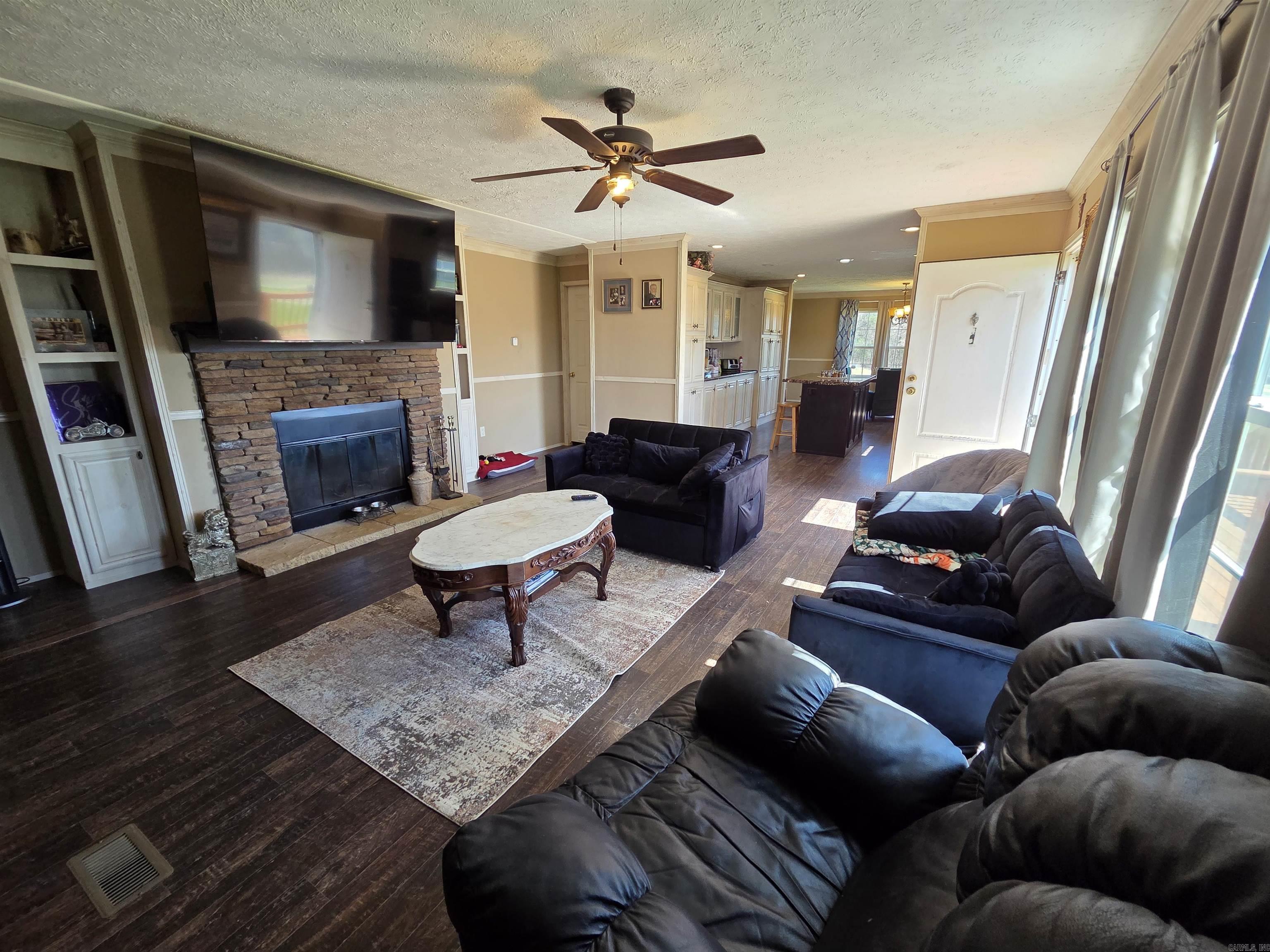 2102 Lake Shore  Mansfield, AR