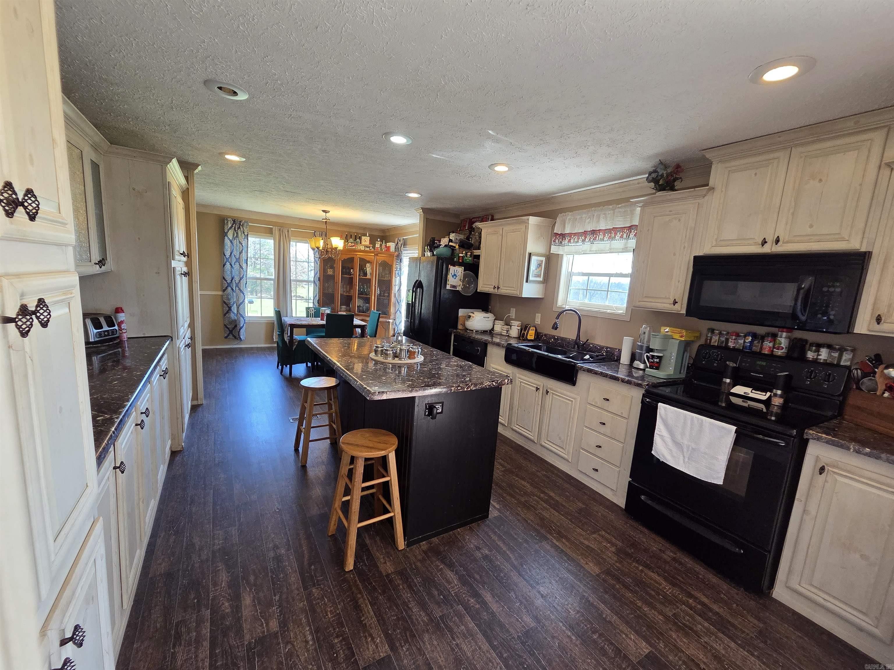 2102 Lake Shore  Mansfield, AR