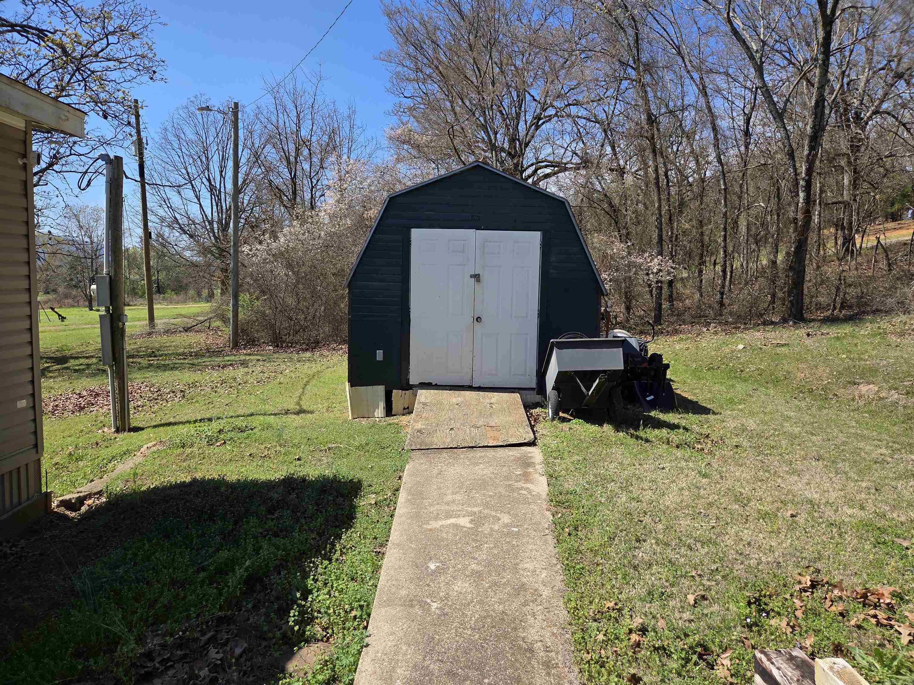 2102 Lake Shore  Mansfield, AR