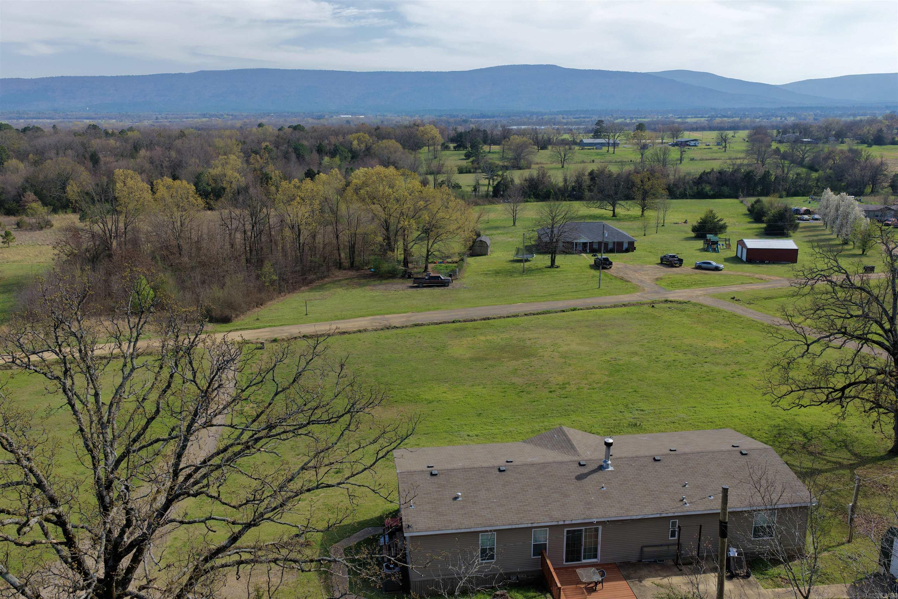 2102 Lake Shore  Mansfield, AR