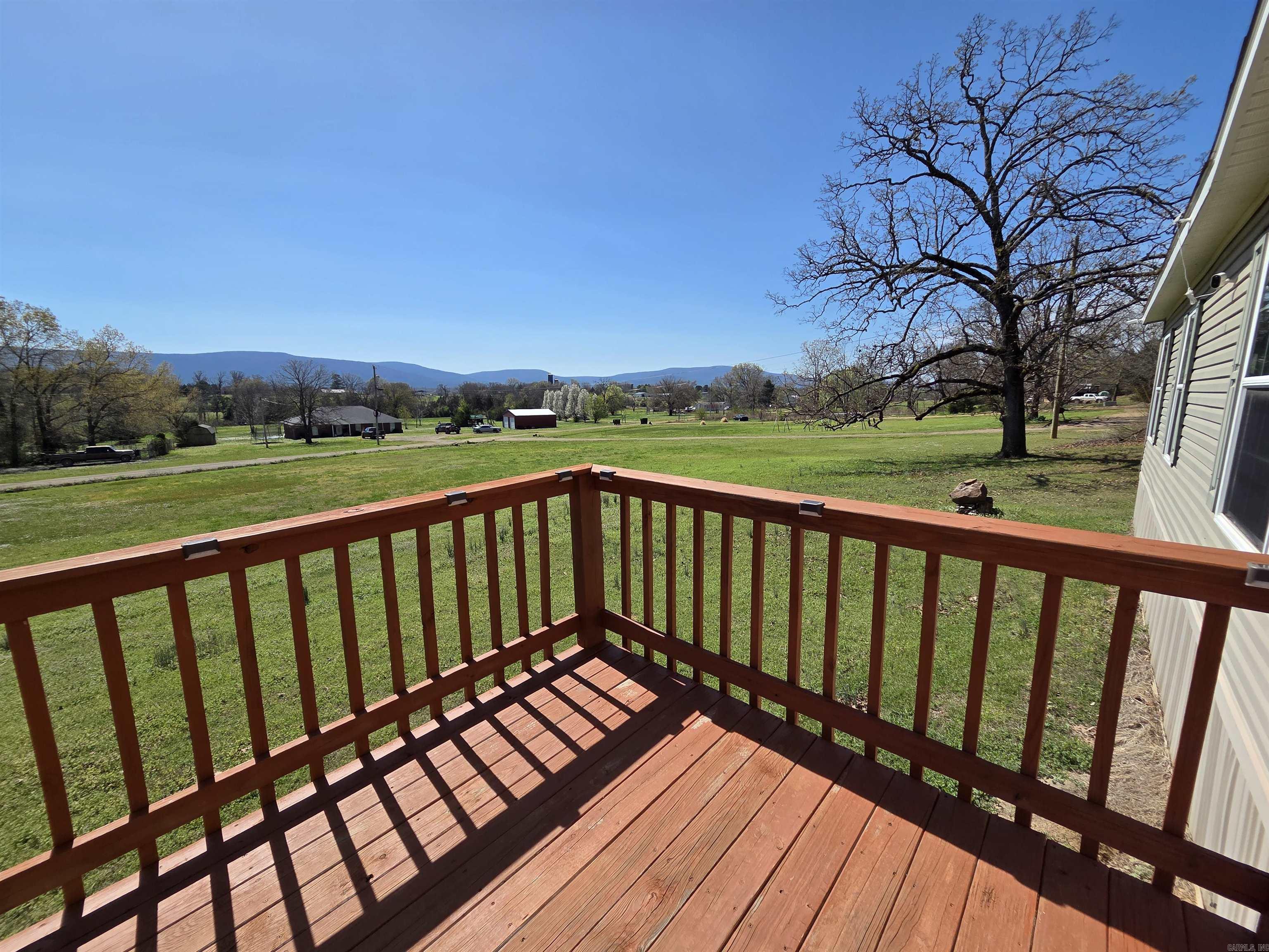 2102 Lake Shore  Mansfield, AR