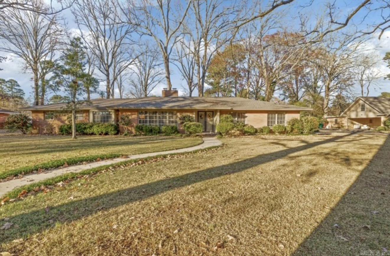 10 Southern Pines  Pine Bluff, AR