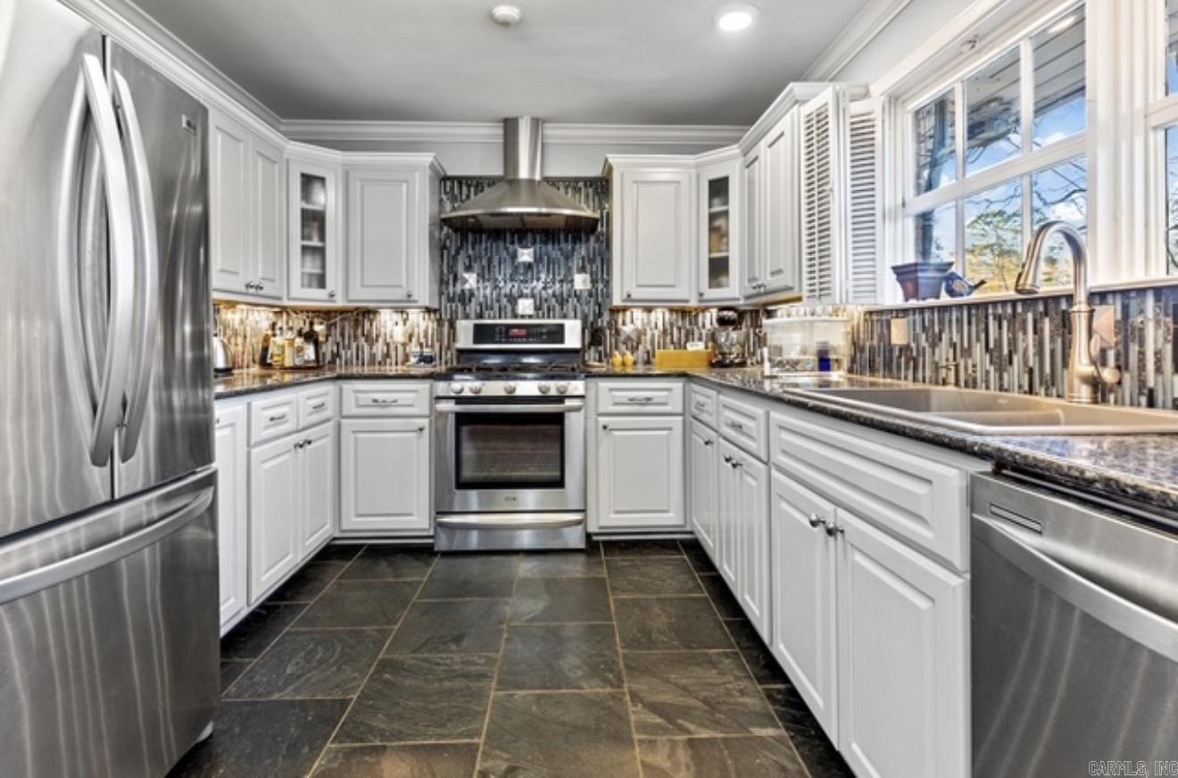 10 Southern Pines  Pine Bluff, AR