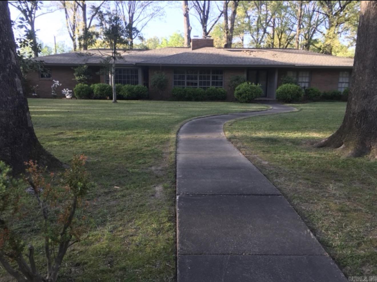 10 Southern Pines  Pine Bluff, AR