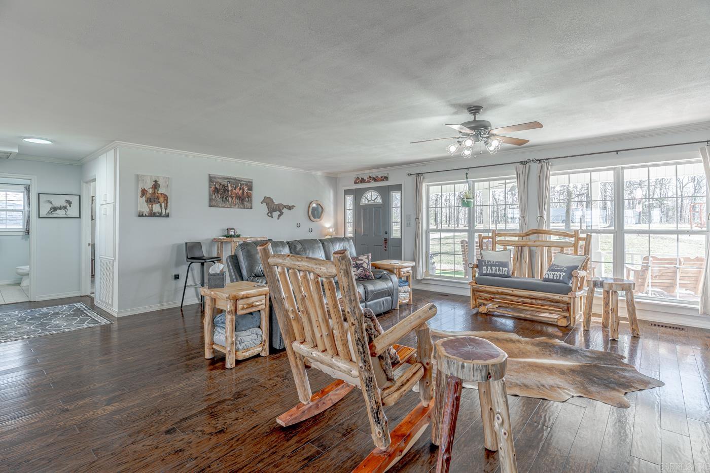 3567 Pitcher Hill Rd  Mountain View, AR