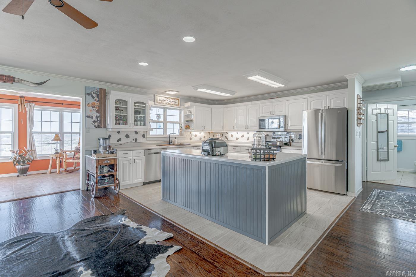 3567 Pitcher Hill Rd  Mountain View, AR