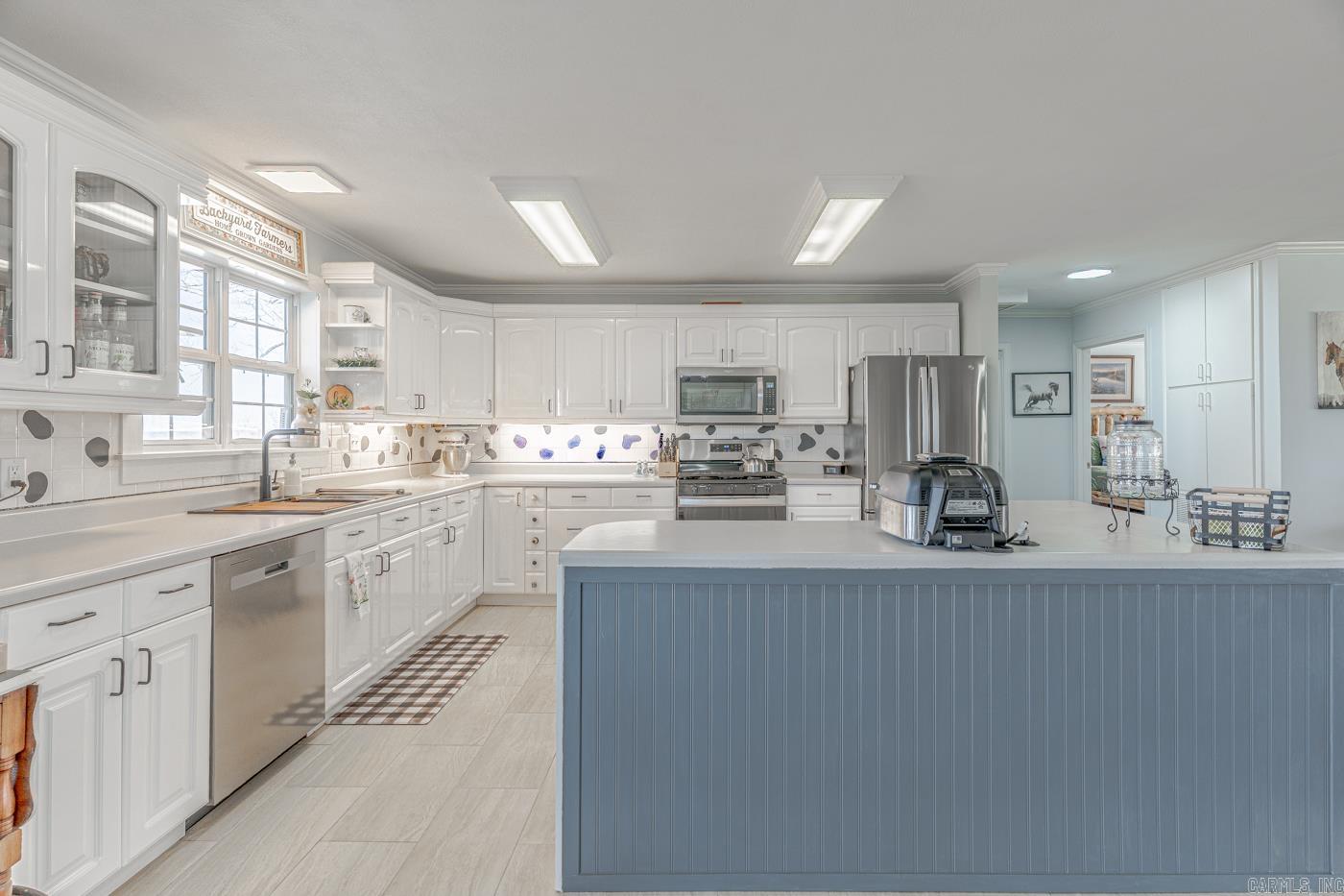 3567 Pitcher Hill Rd  Mountain View, AR