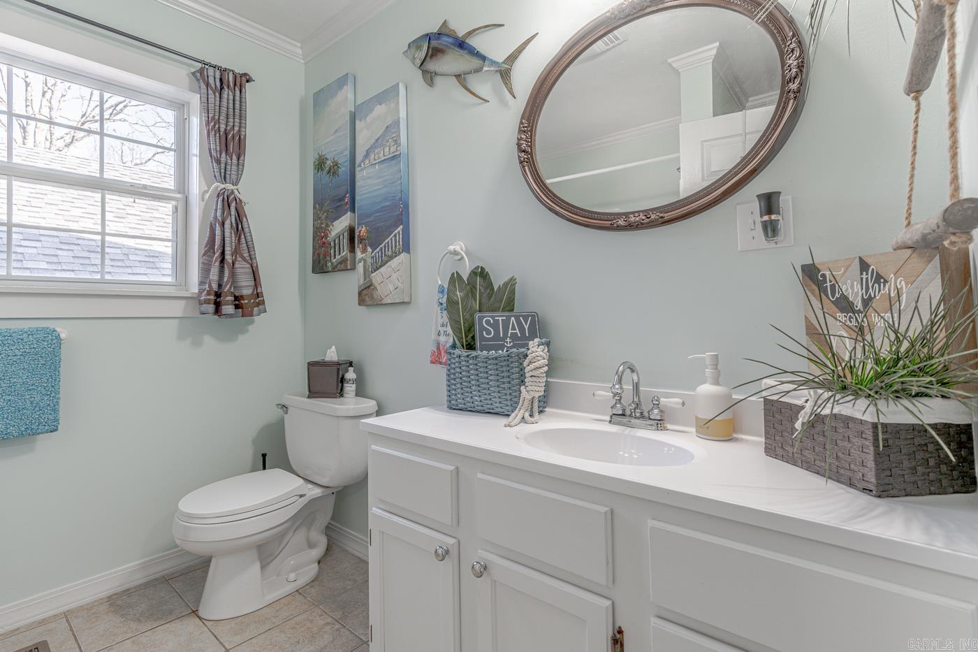 3567 Pitcher Hill Rd  Mountain View, AR