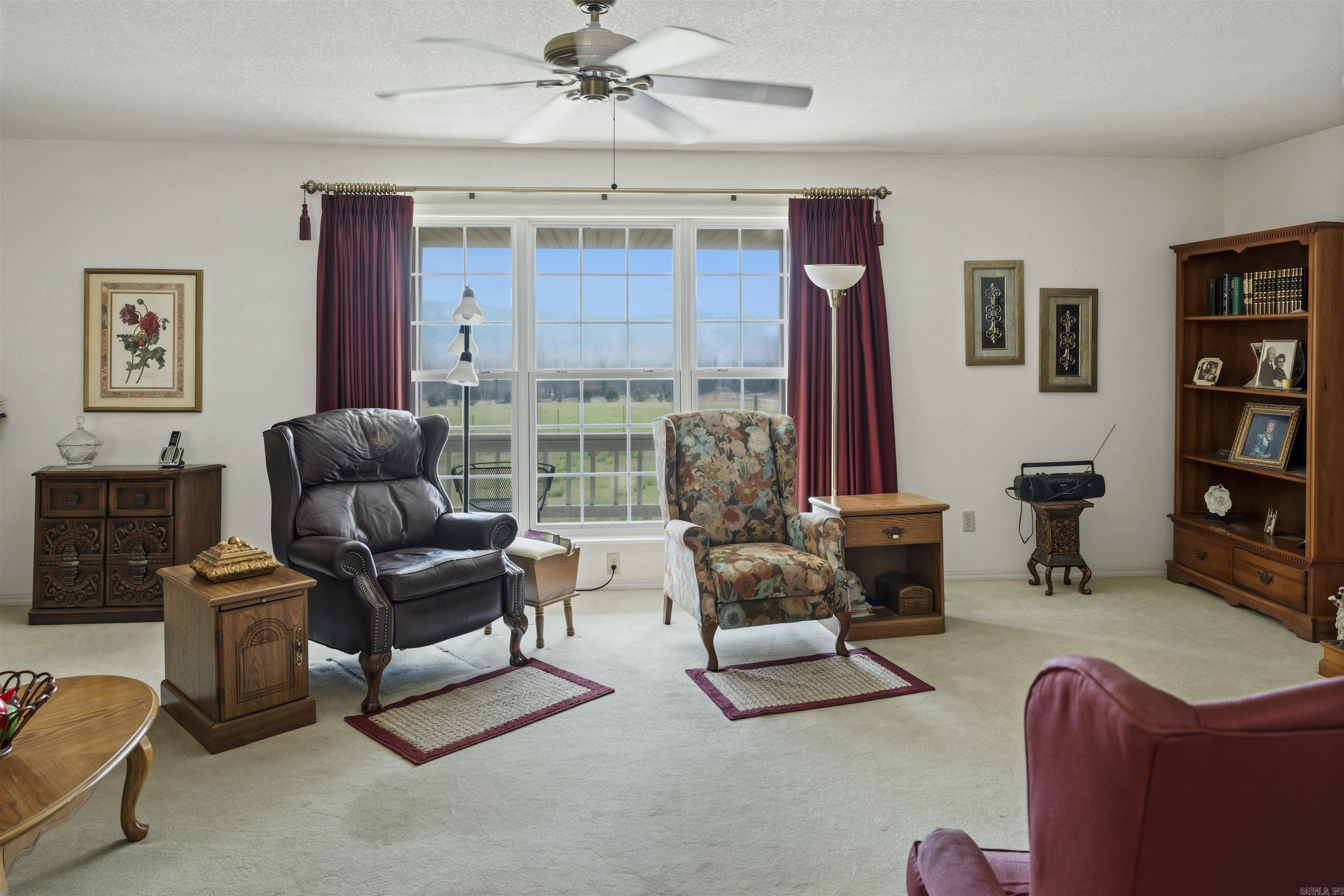 428 N Morningside  Clinton, AR