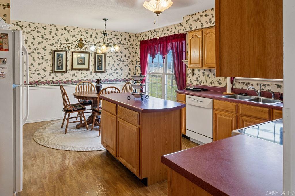 428 N Morningside  Clinton, AR