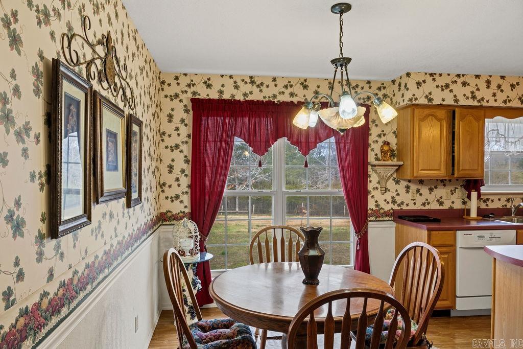 428 N Morningside  Clinton, AR