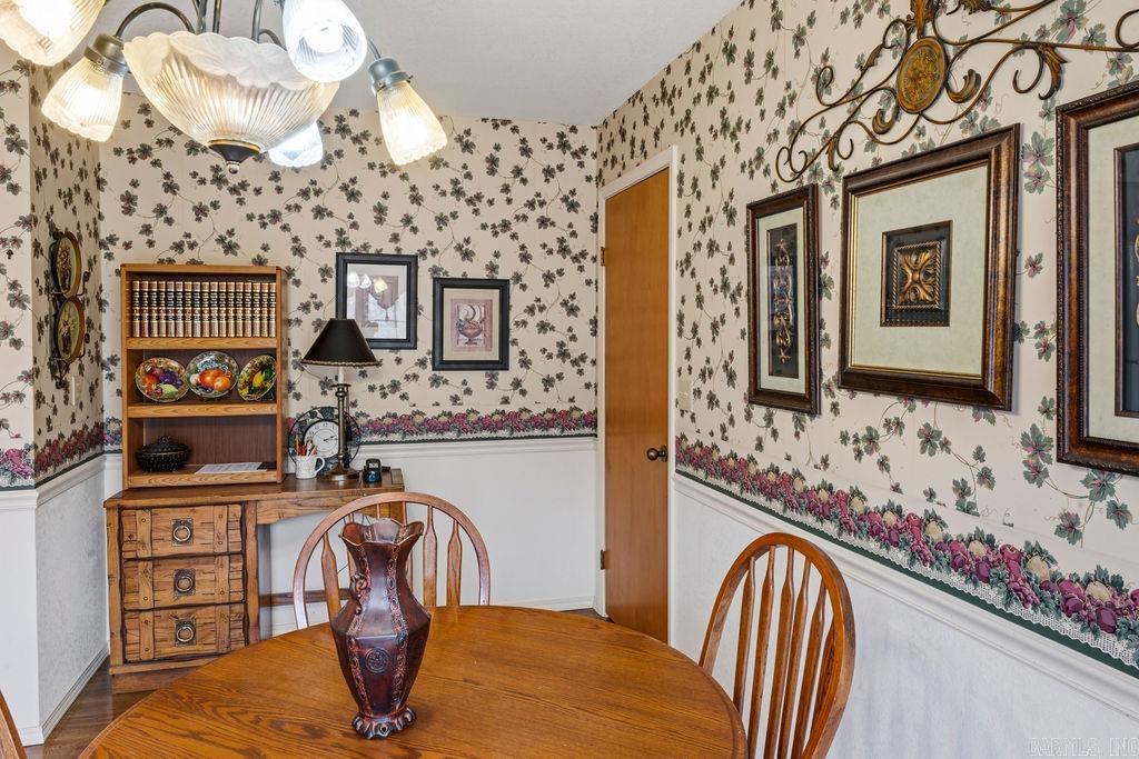 428 N Morningside  Clinton, AR