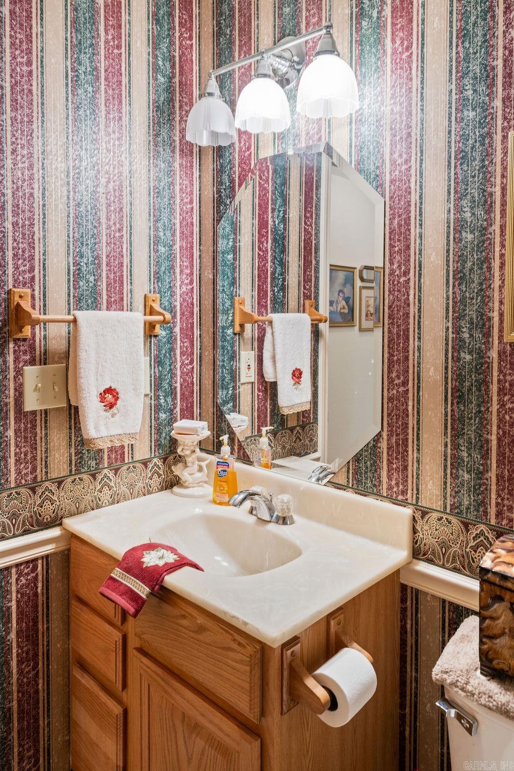 428 N Morningside  Clinton, AR