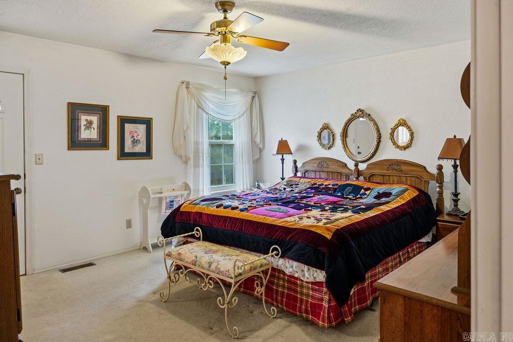 428 N Morningside  Clinton, AR