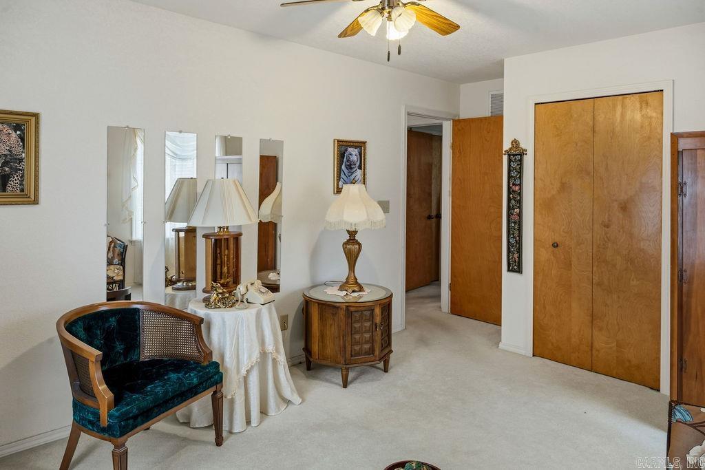 428 N Morningside  Clinton, AR