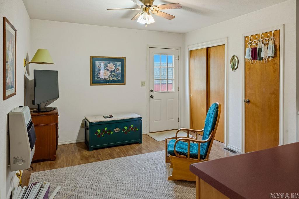 428 N Morningside  Clinton, AR