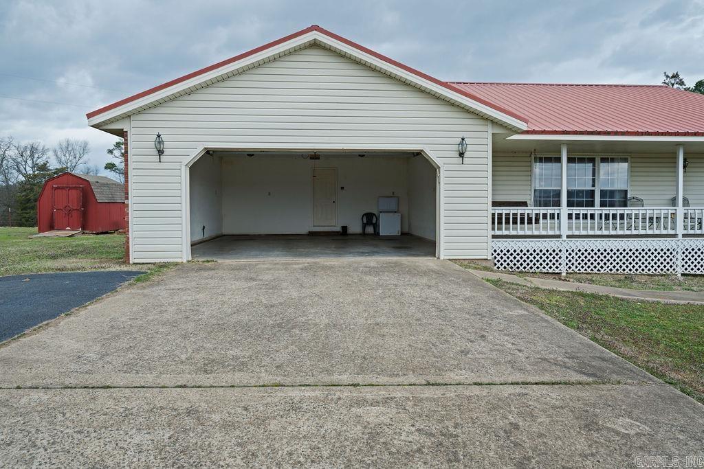 428 N Morningside  Clinton, AR