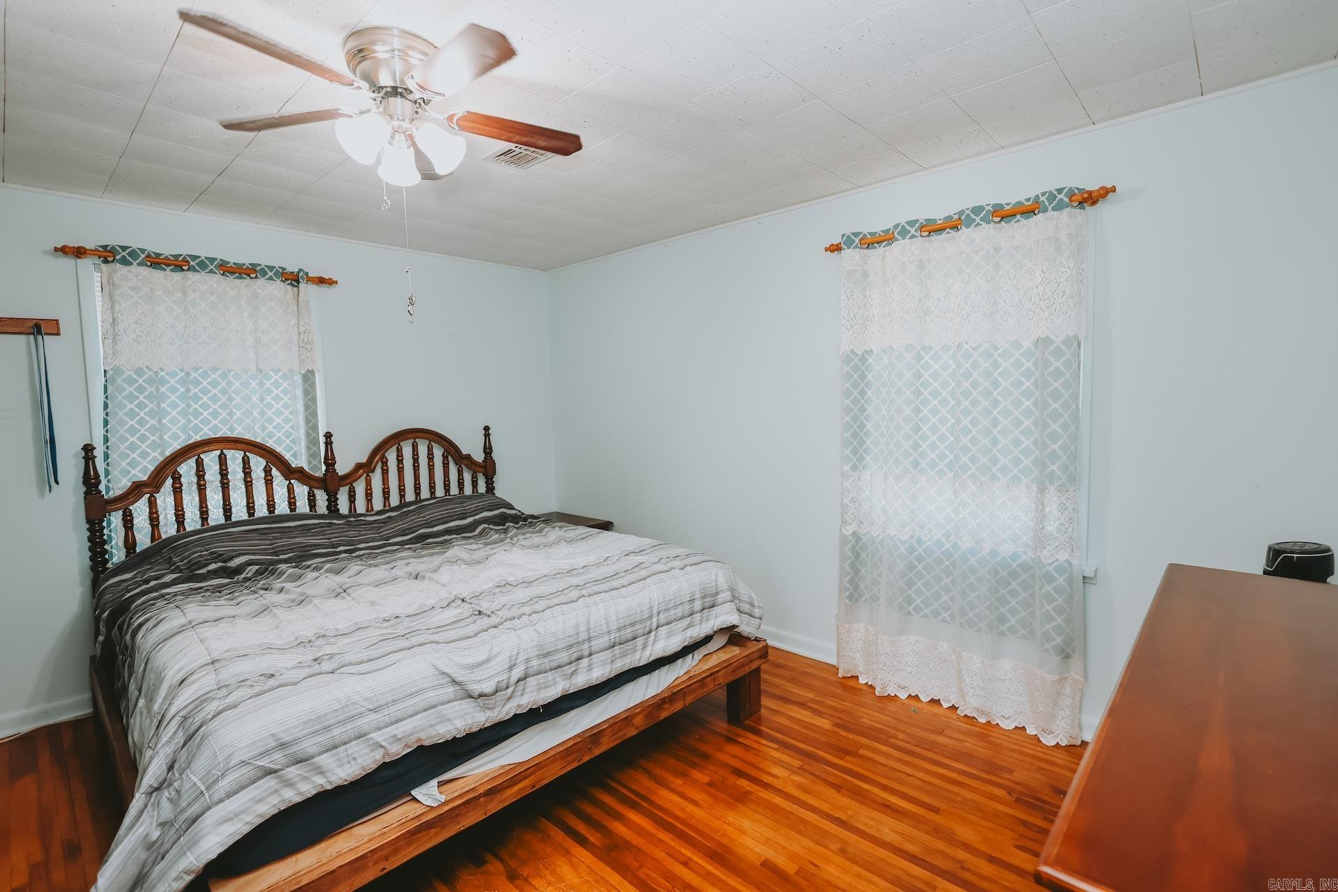 5918 HWY 8 E  Mena, AR