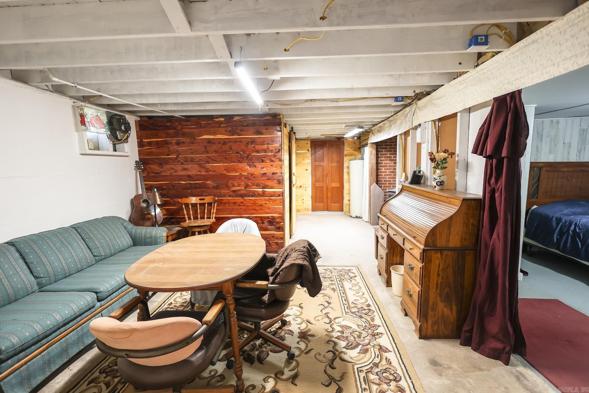 5918 HWY 8 E  Mena, AR