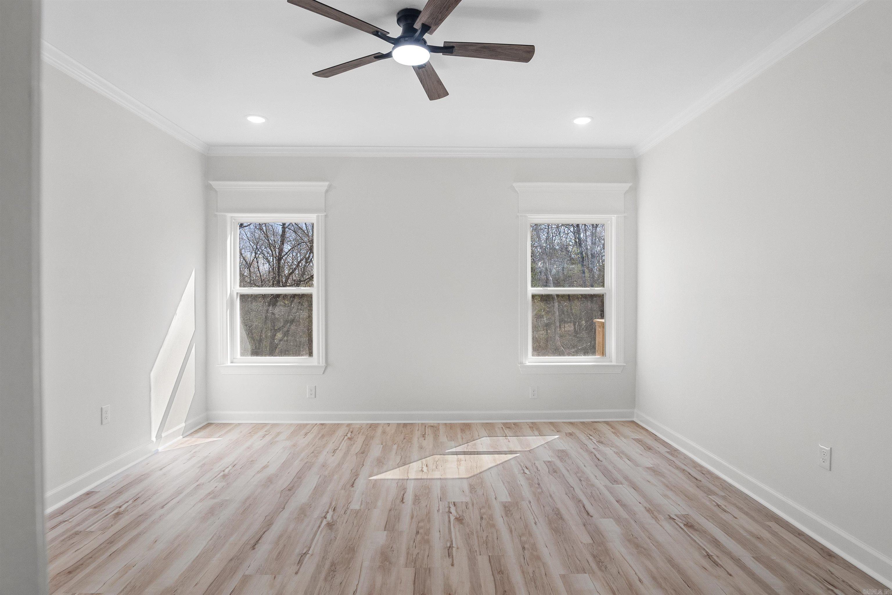 516 Madeleine  Austin, AR