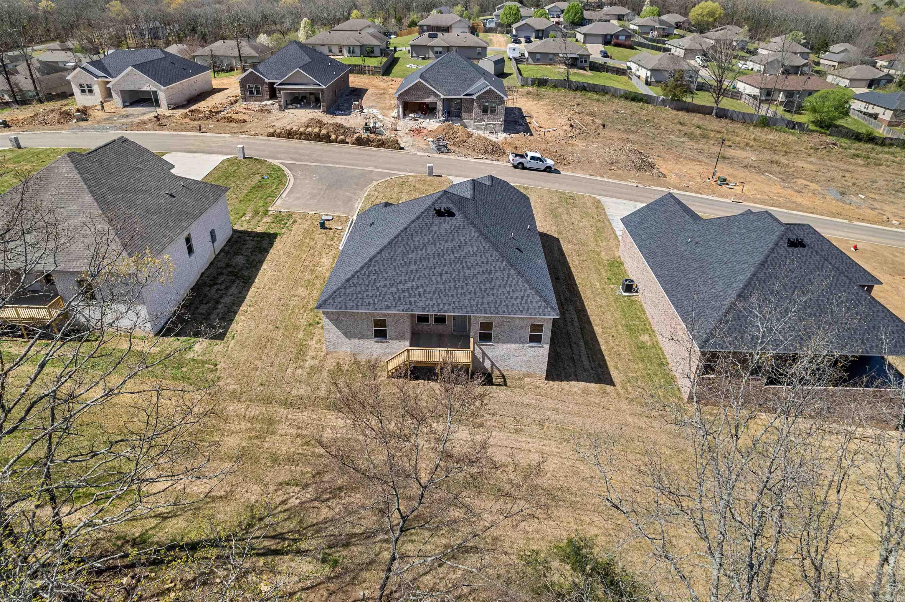 516 Madeleine  Austin, AR