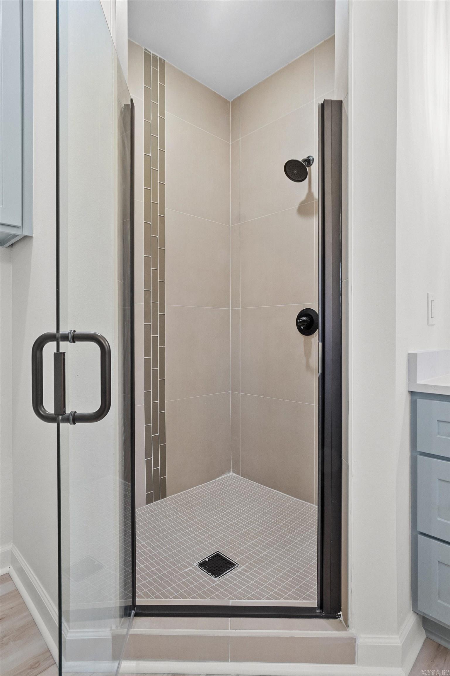 516 Madeleine  Austin, AR