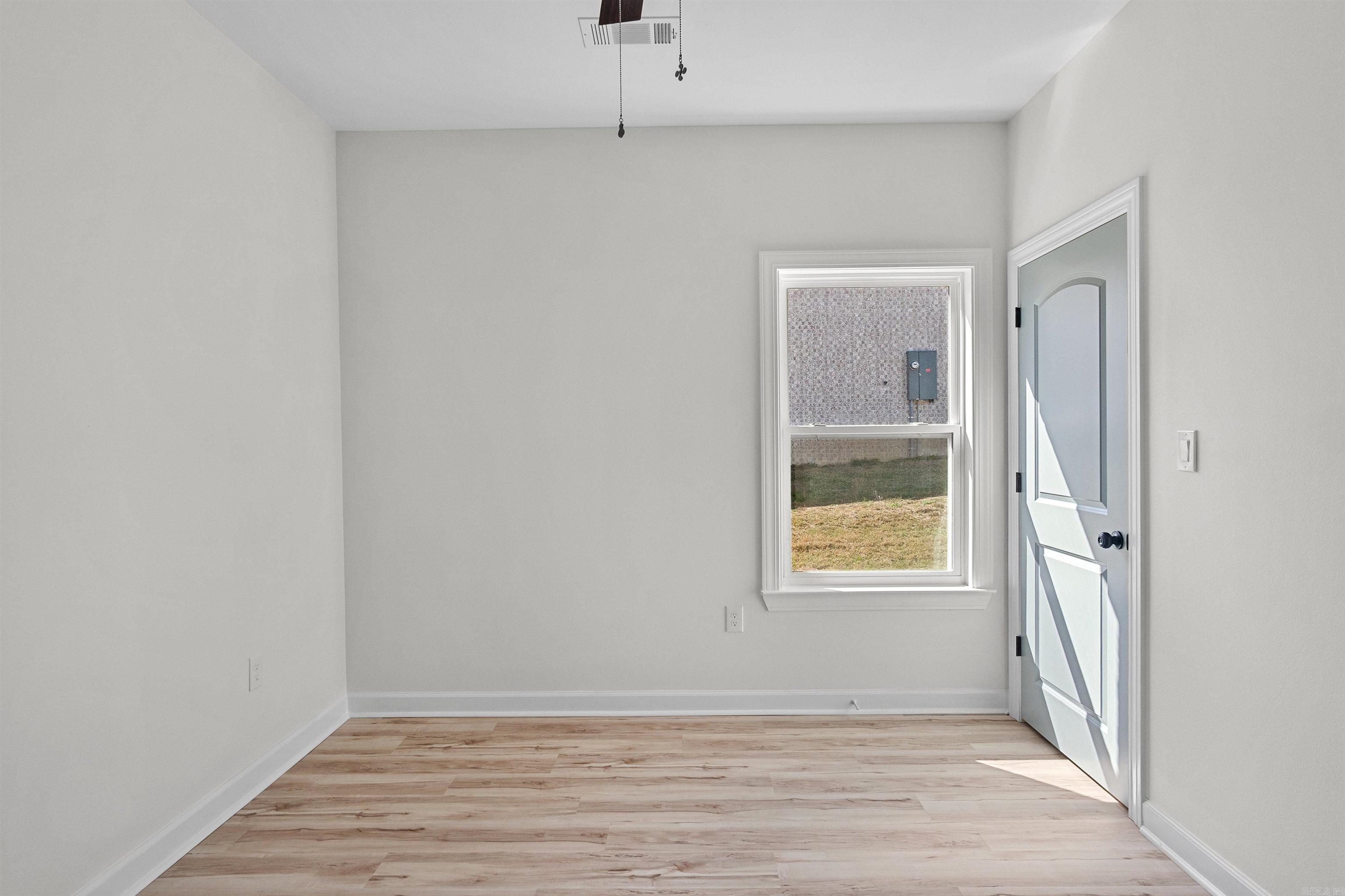 516 Madeleine  Austin, AR