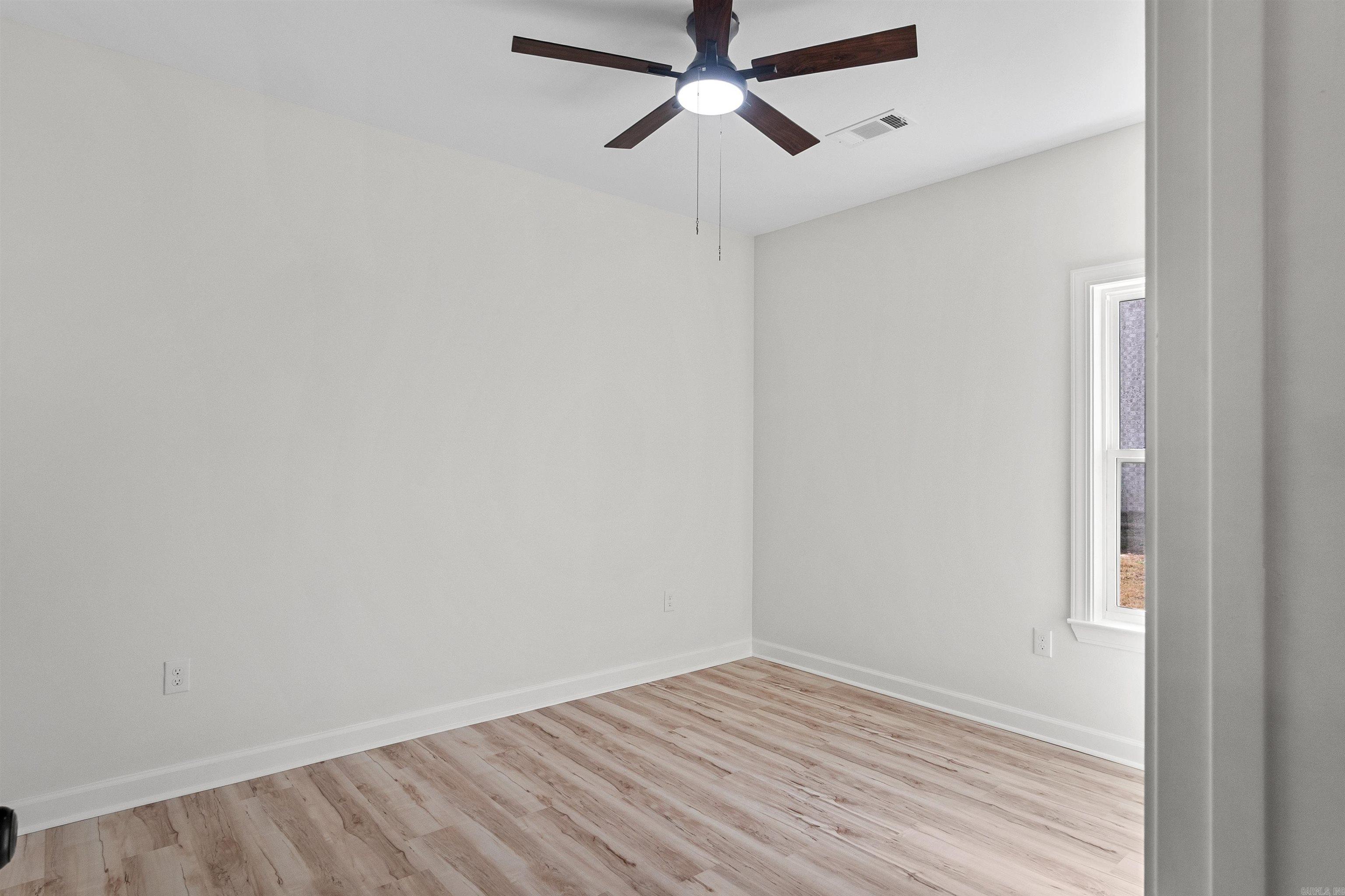 516 Madeleine  Austin, AR