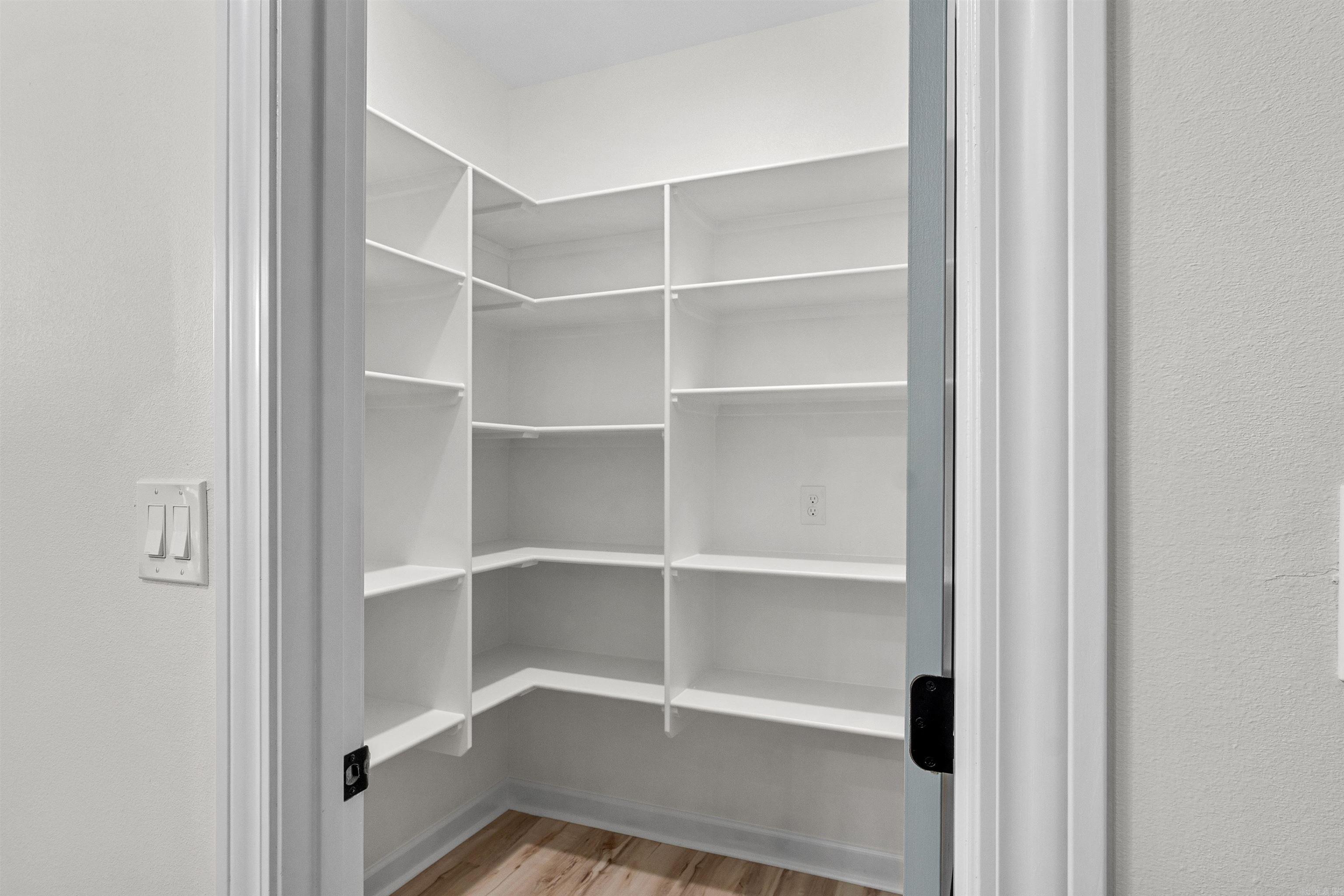 516 Madeleine  Austin, AR