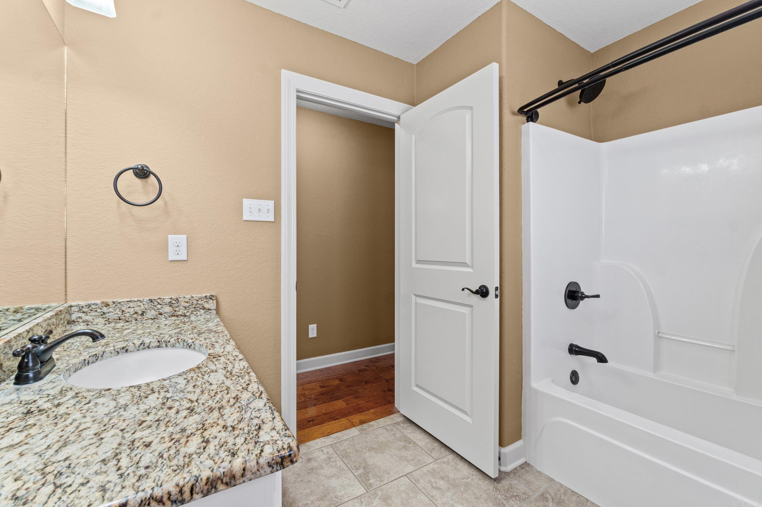 11 Tradewinds Dr  Cabot, AR