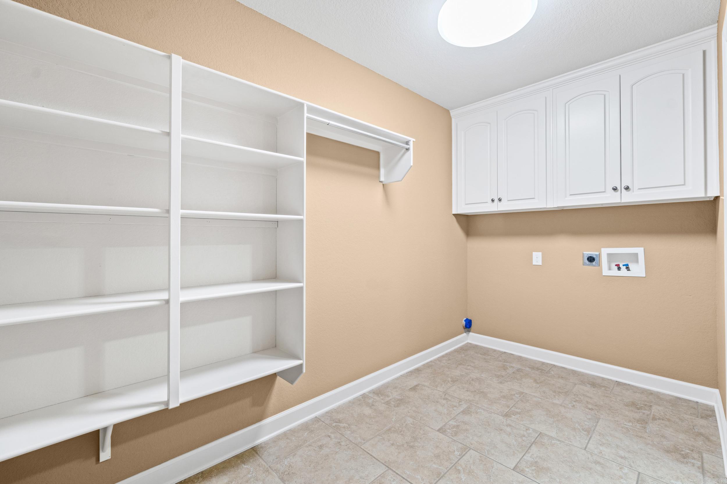 11 Tradewinds Dr  Cabot, AR