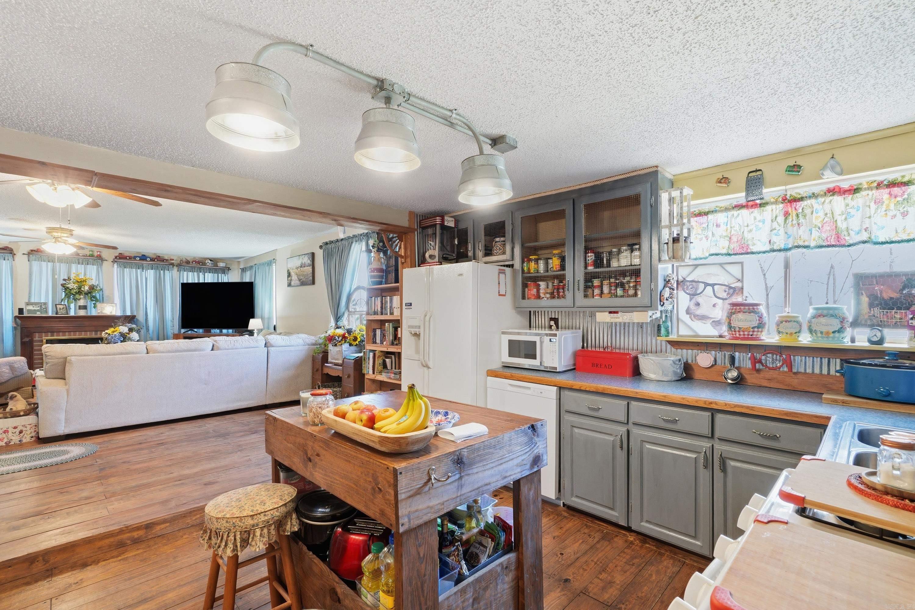 49 Lake Forest  Mayflower, AR