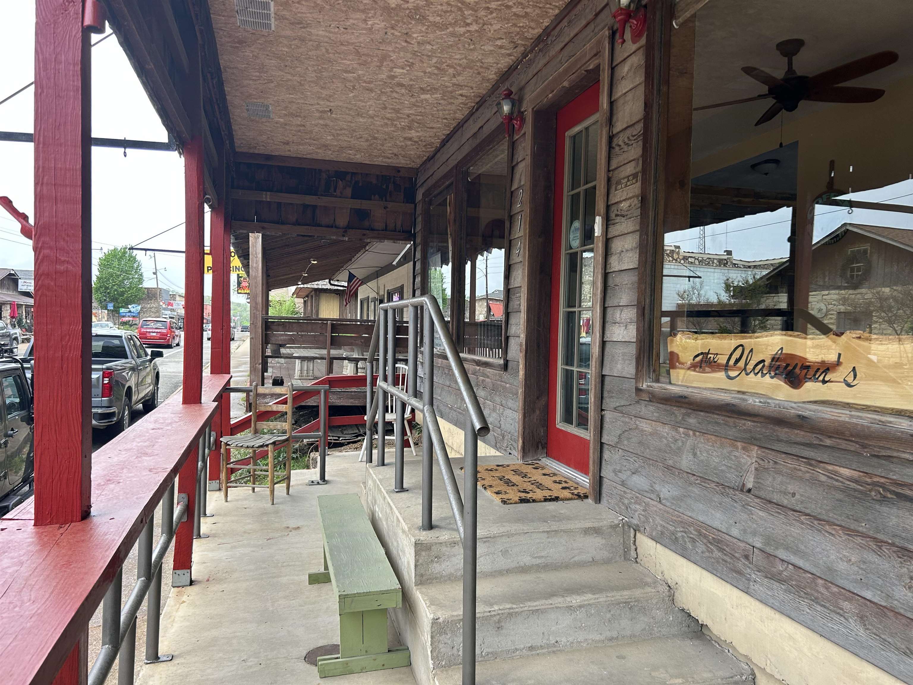 214 E Main  Hardy, AR