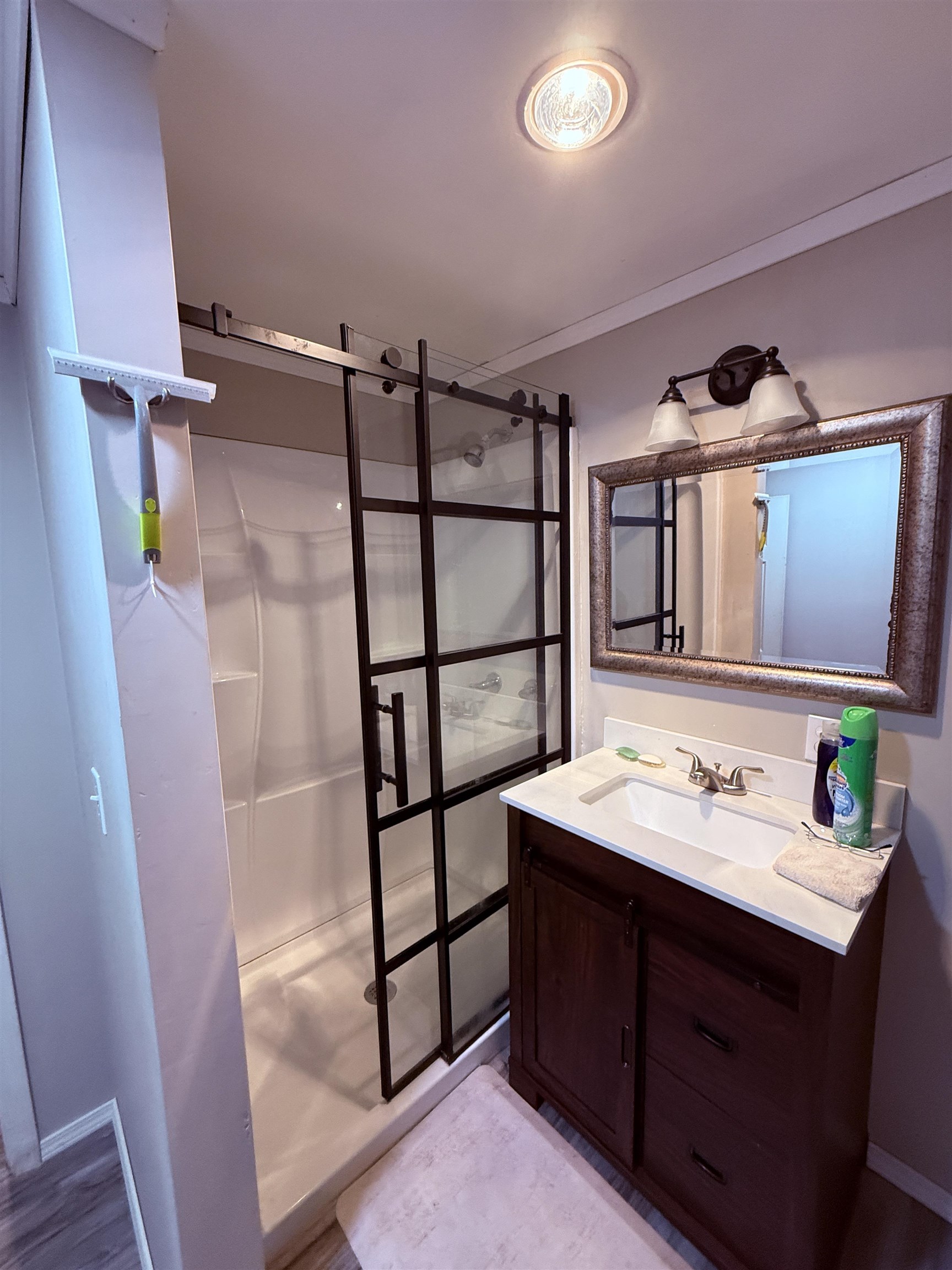 214 E Main  Hardy, AR