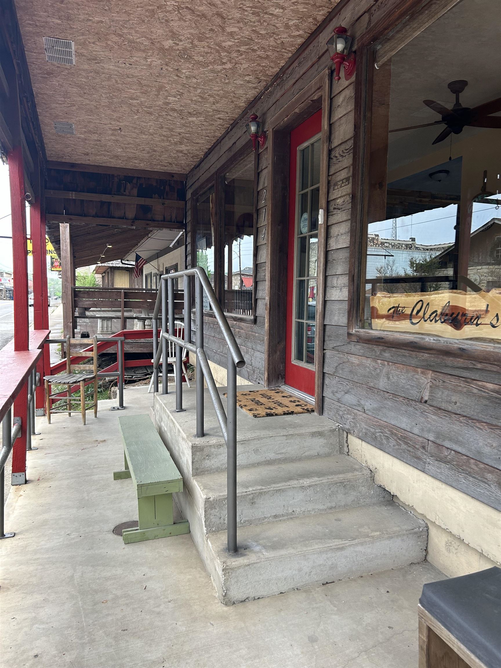 214 E Main  Hardy, AR