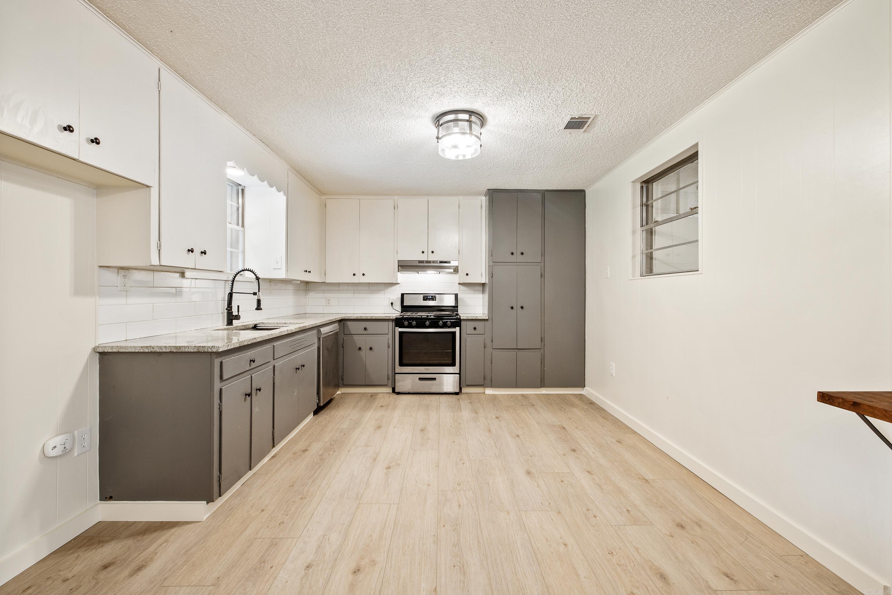 6101 Sullivan Little Rock, AR 72210