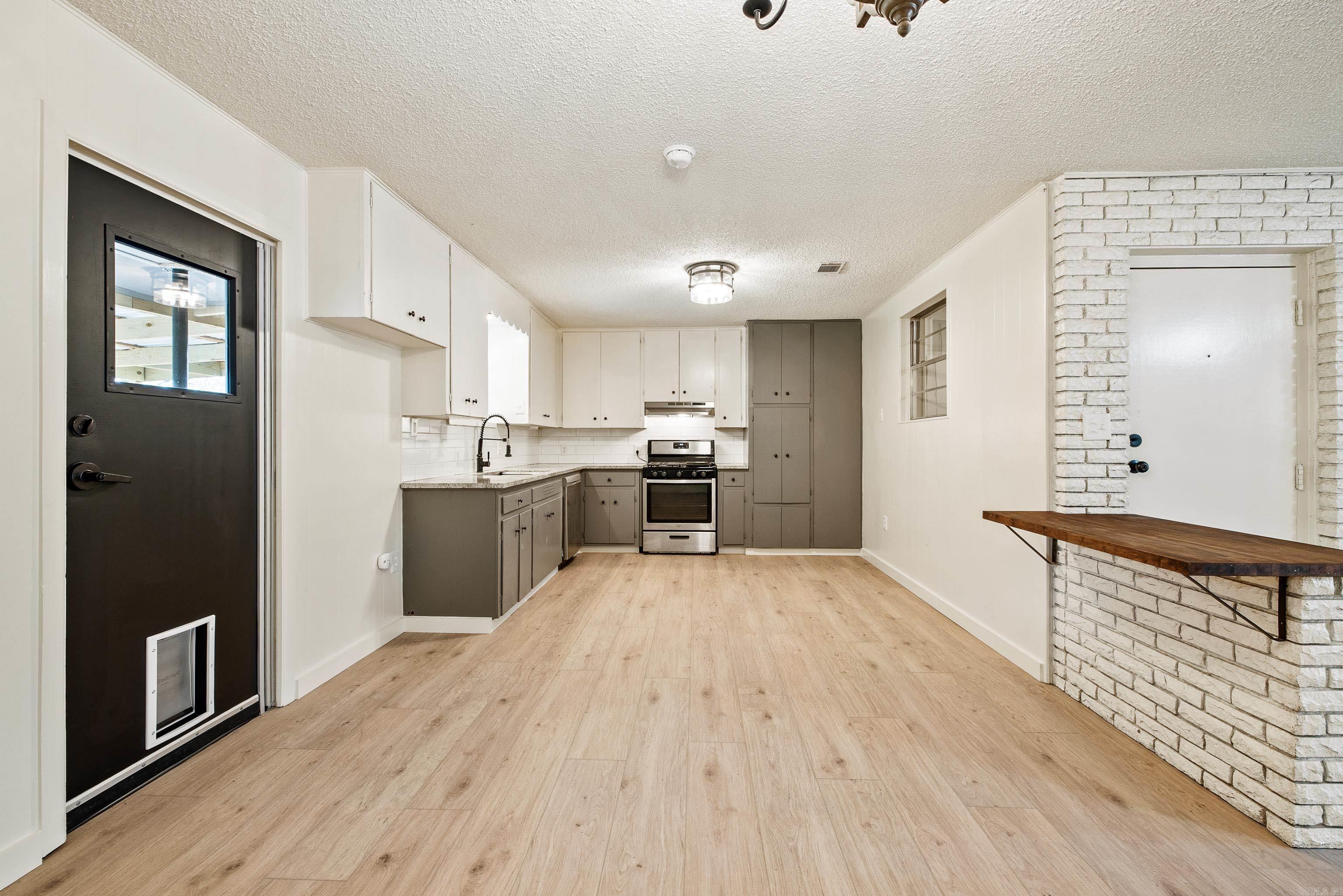 6101 Sullivan Little Rock, AR 72210