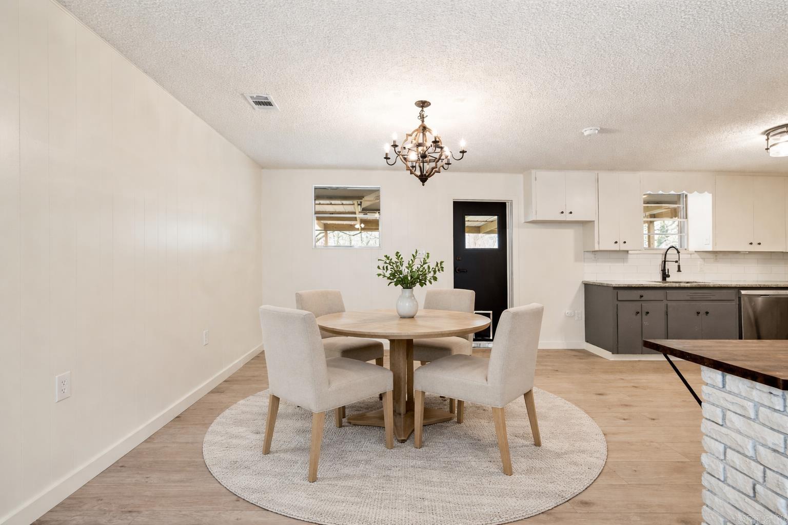 6101 Sullivan  Little Rock, AR