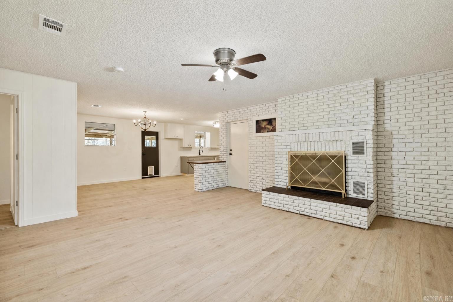 6101 Sullivan  Little Rock, AR